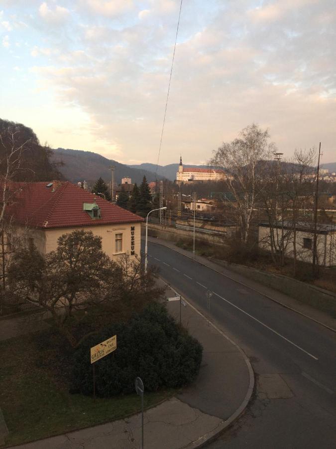 Apartmany U Muzea Дечин Экстерьер фото